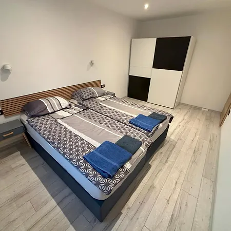 Livan Apartment Tolmin Exterior foto