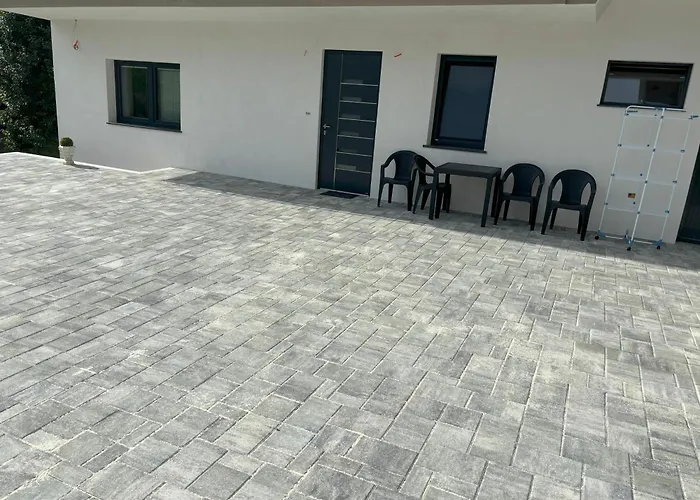Livan Apartment